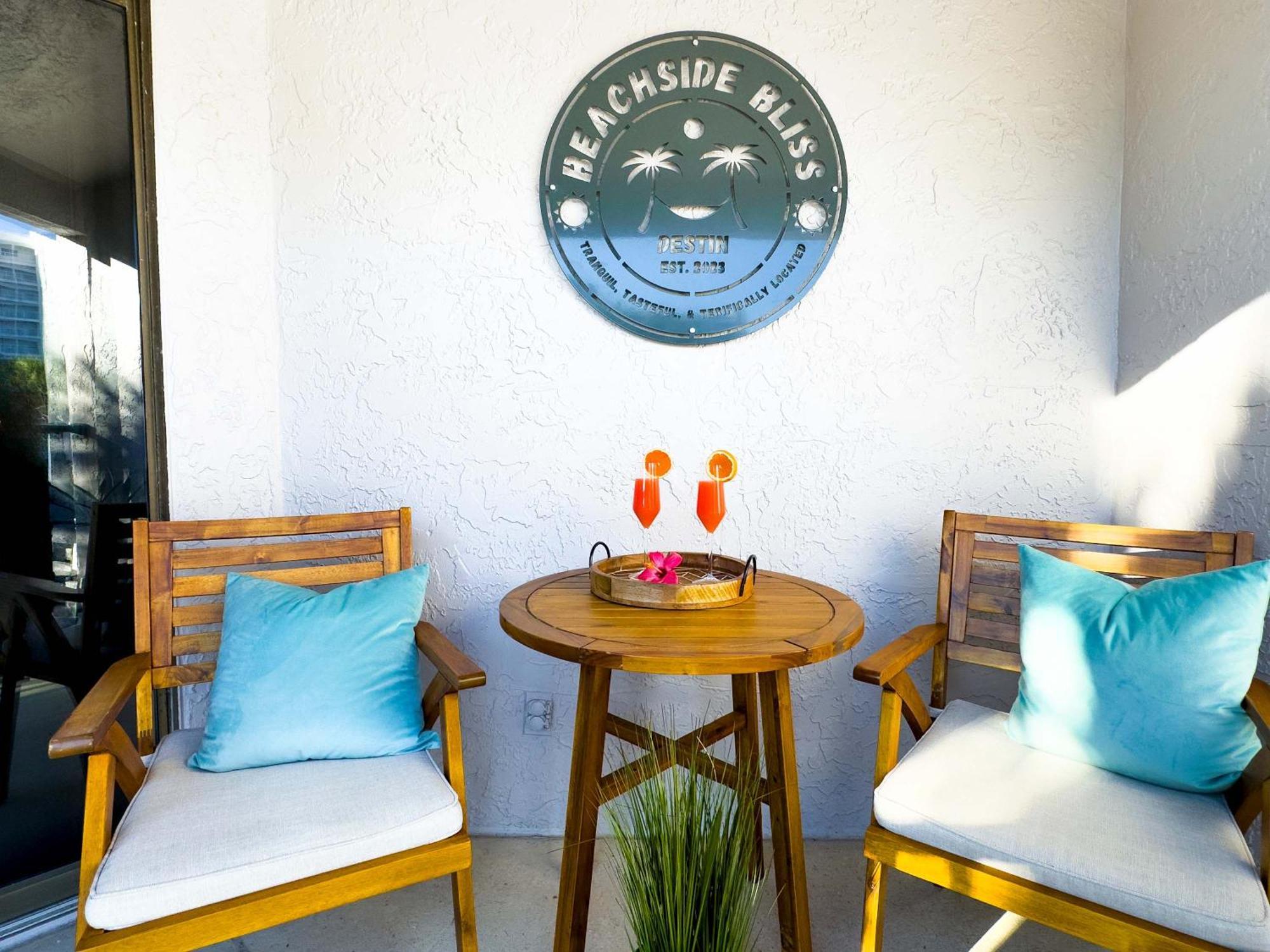 Beachside Bliss Upscale Townhome Steps To Holiday home *