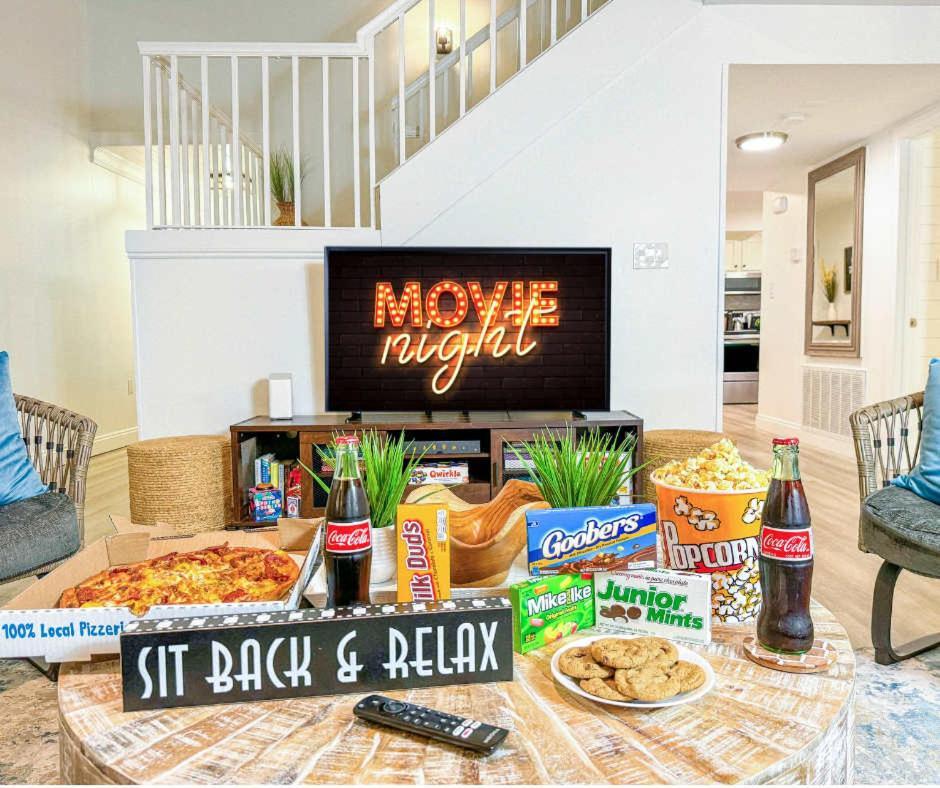 Beachside Bliss Upscale Townhome Steps To Holiday home *