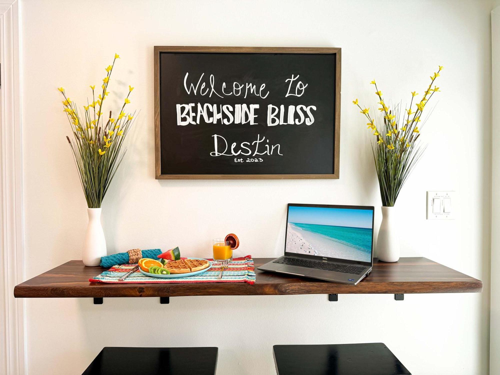 Beachside Bliss Upscale Townhome Steps To Holiday home *