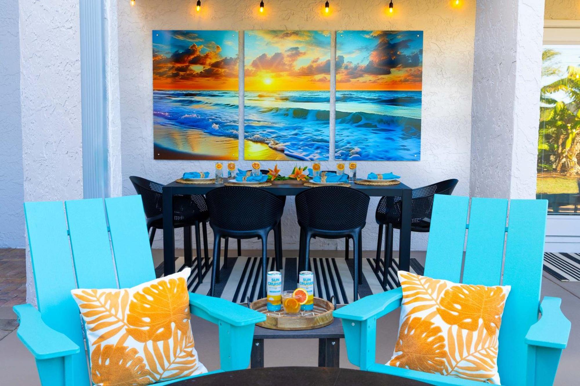 Beachside Bliss Upscale Townhome Steps To Holiday home *