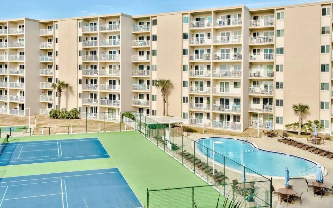 Surf And Racquet Unit 418 Holiday home Destin
