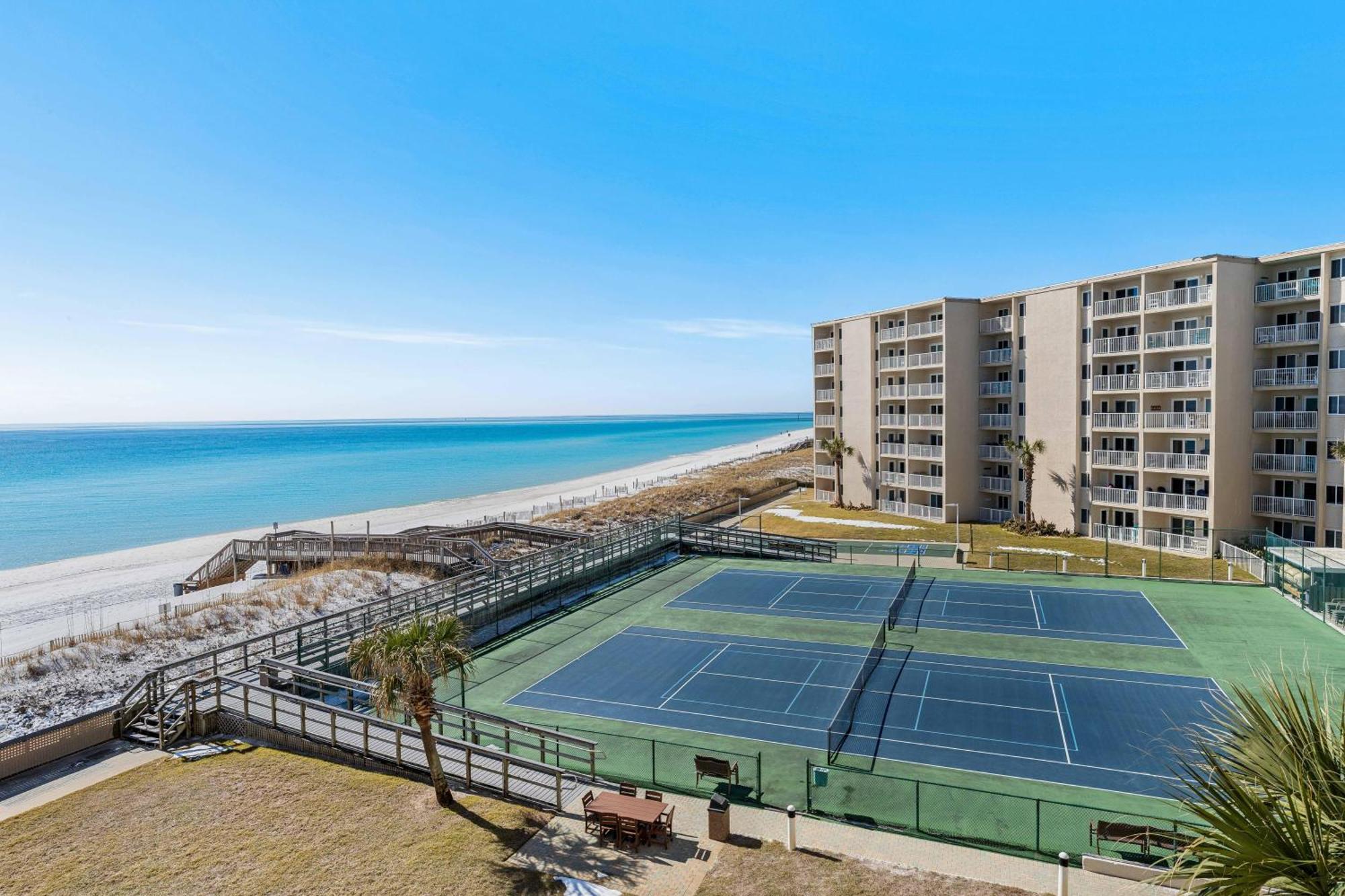 Surf And Racquet Unit 418 Destin