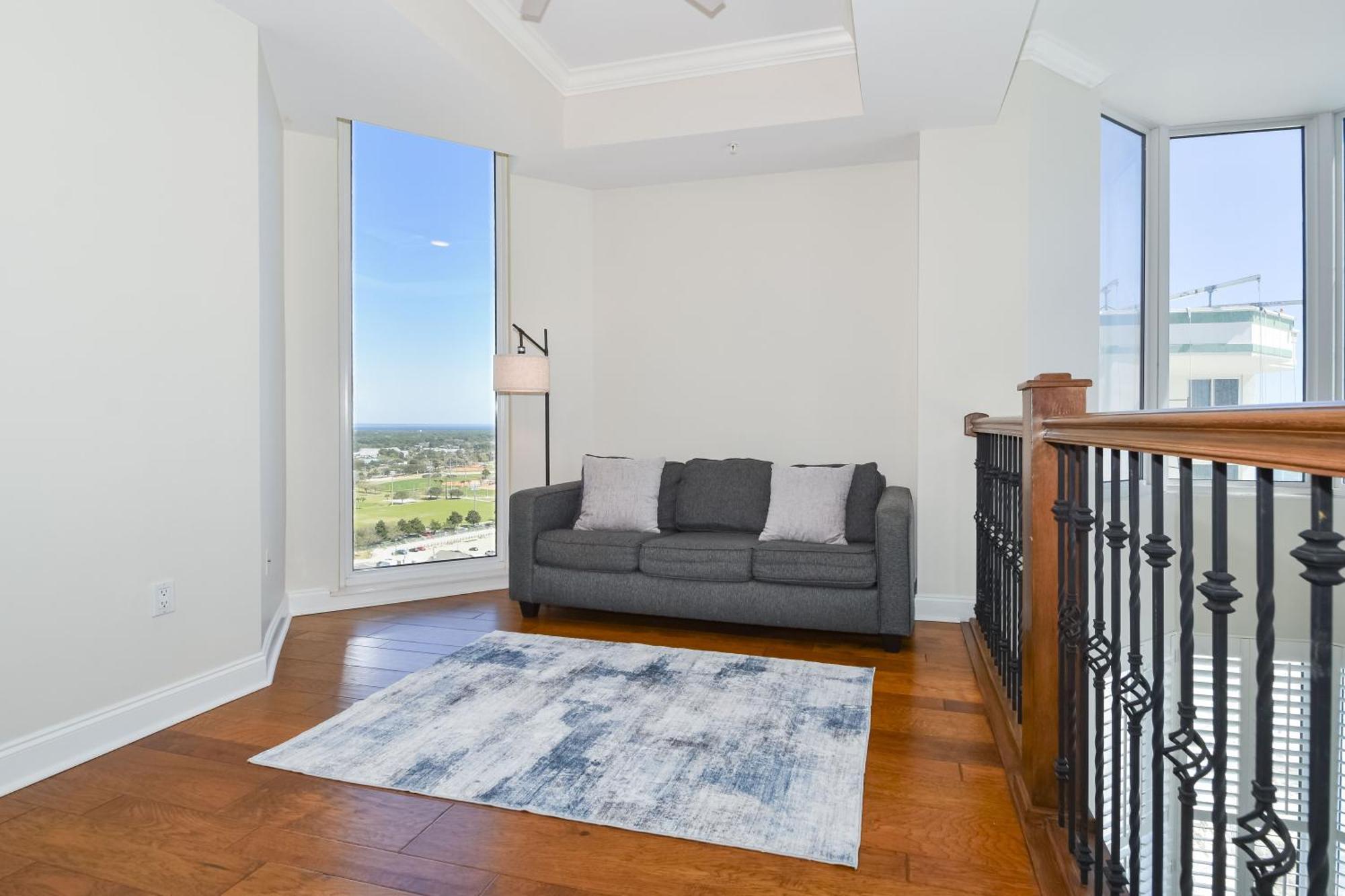 Silver Towers Wph1901 Apartment *