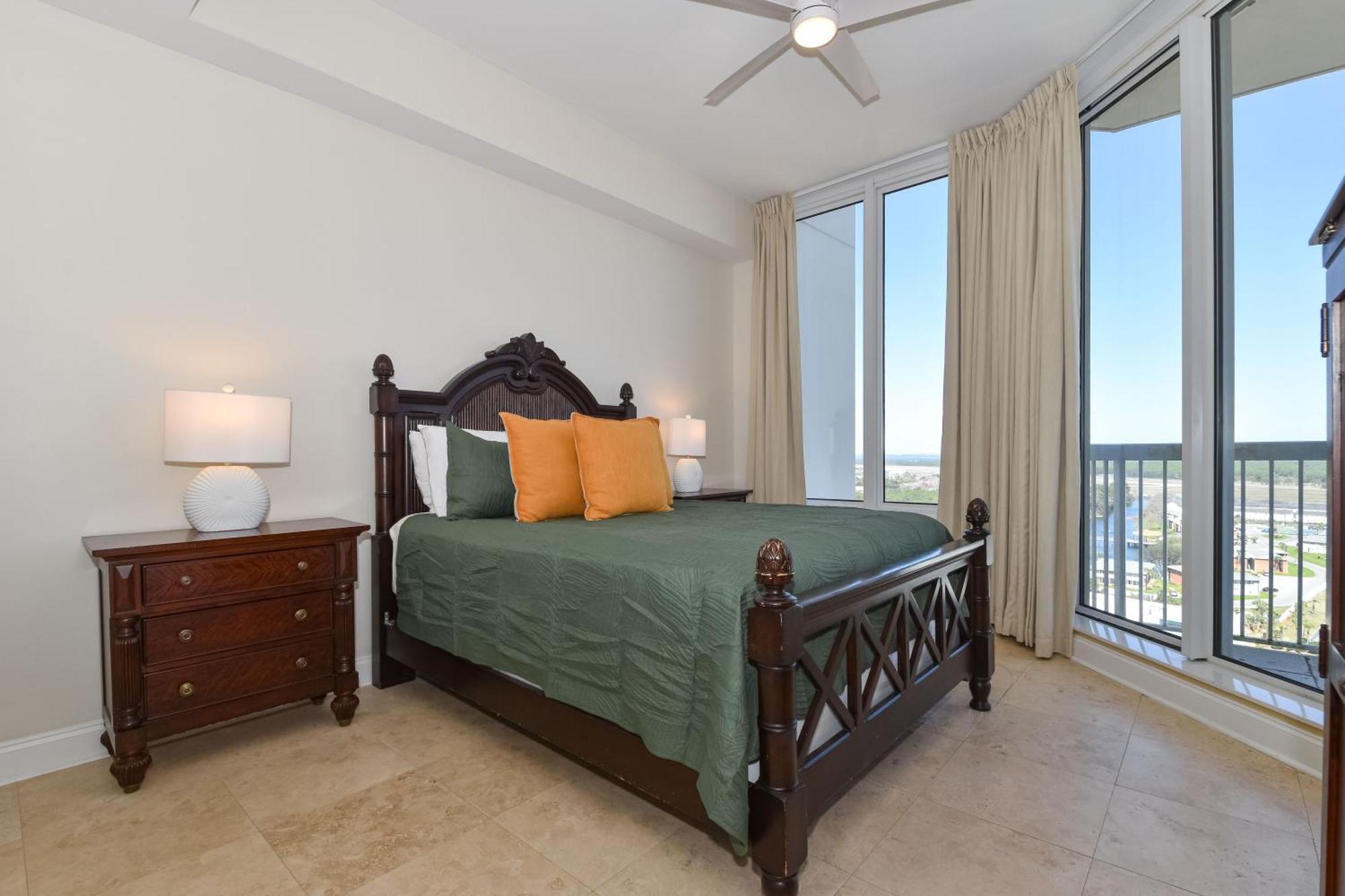 Silver Towers Wph1901 Apartment