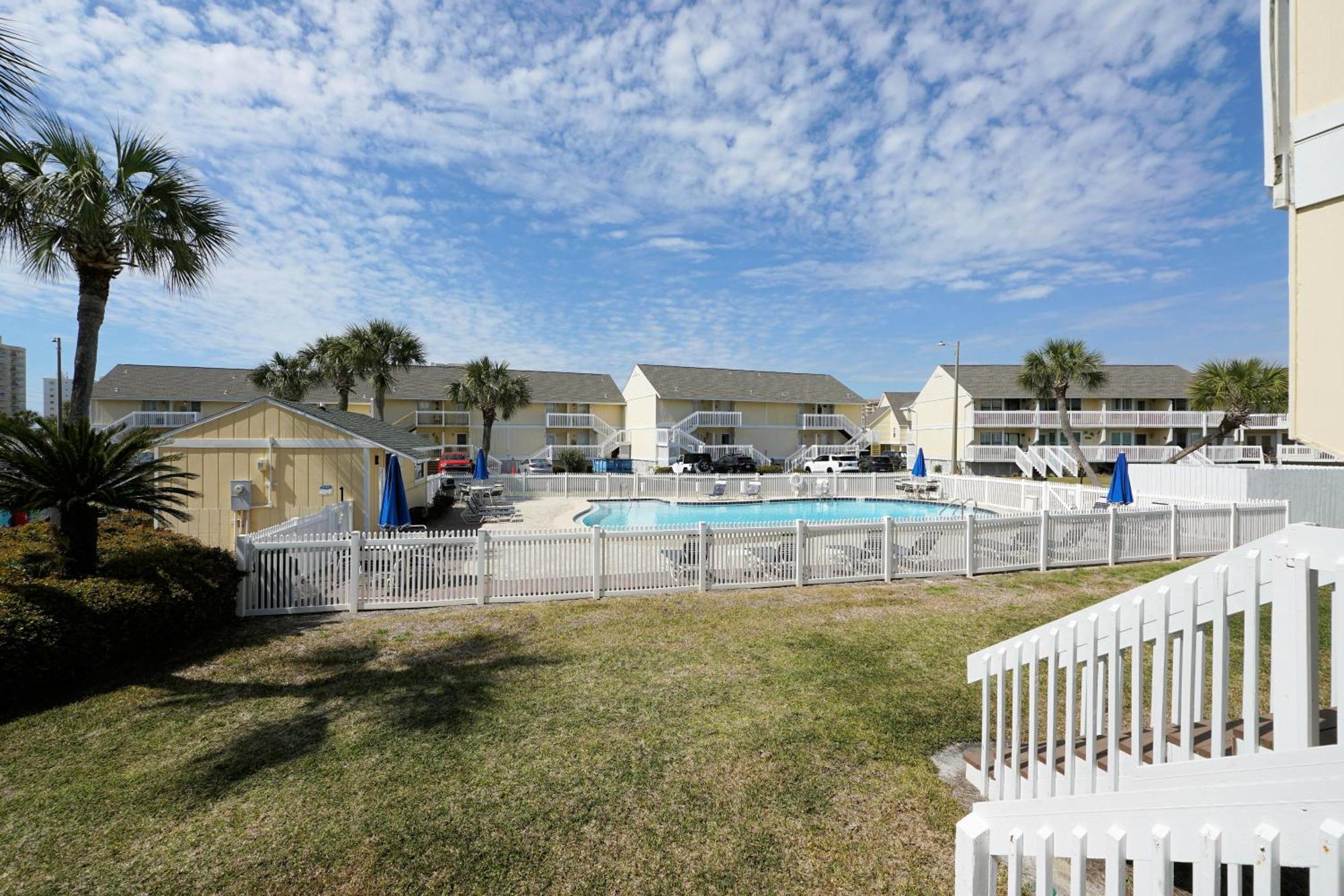 Sandpiper Cove Unit8111 *