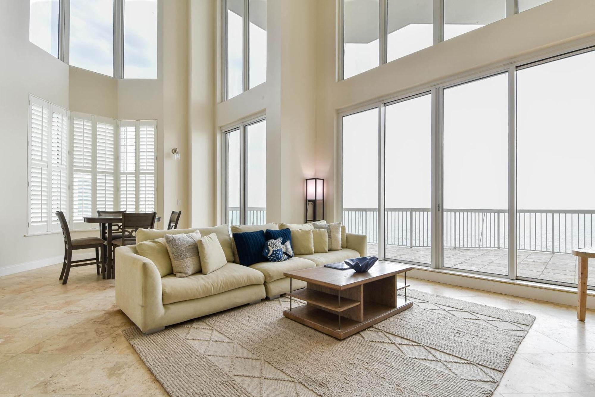 Silver Towers Wph1901 Apartment *