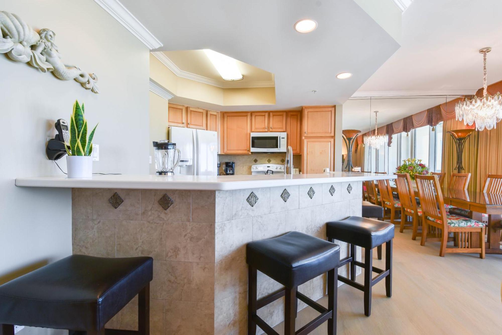 Silver Towers E704 Apartment Destin