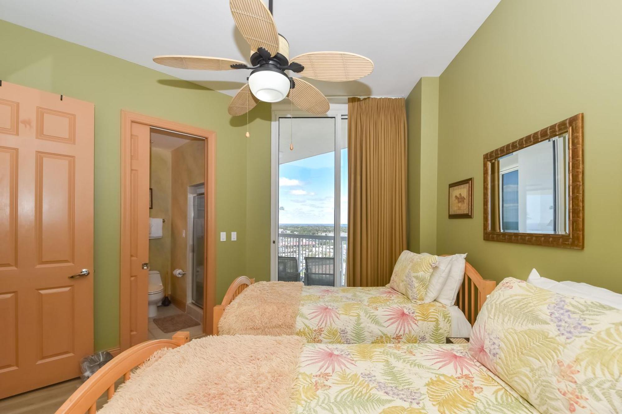 Silver Towers Eph1701 Apartment