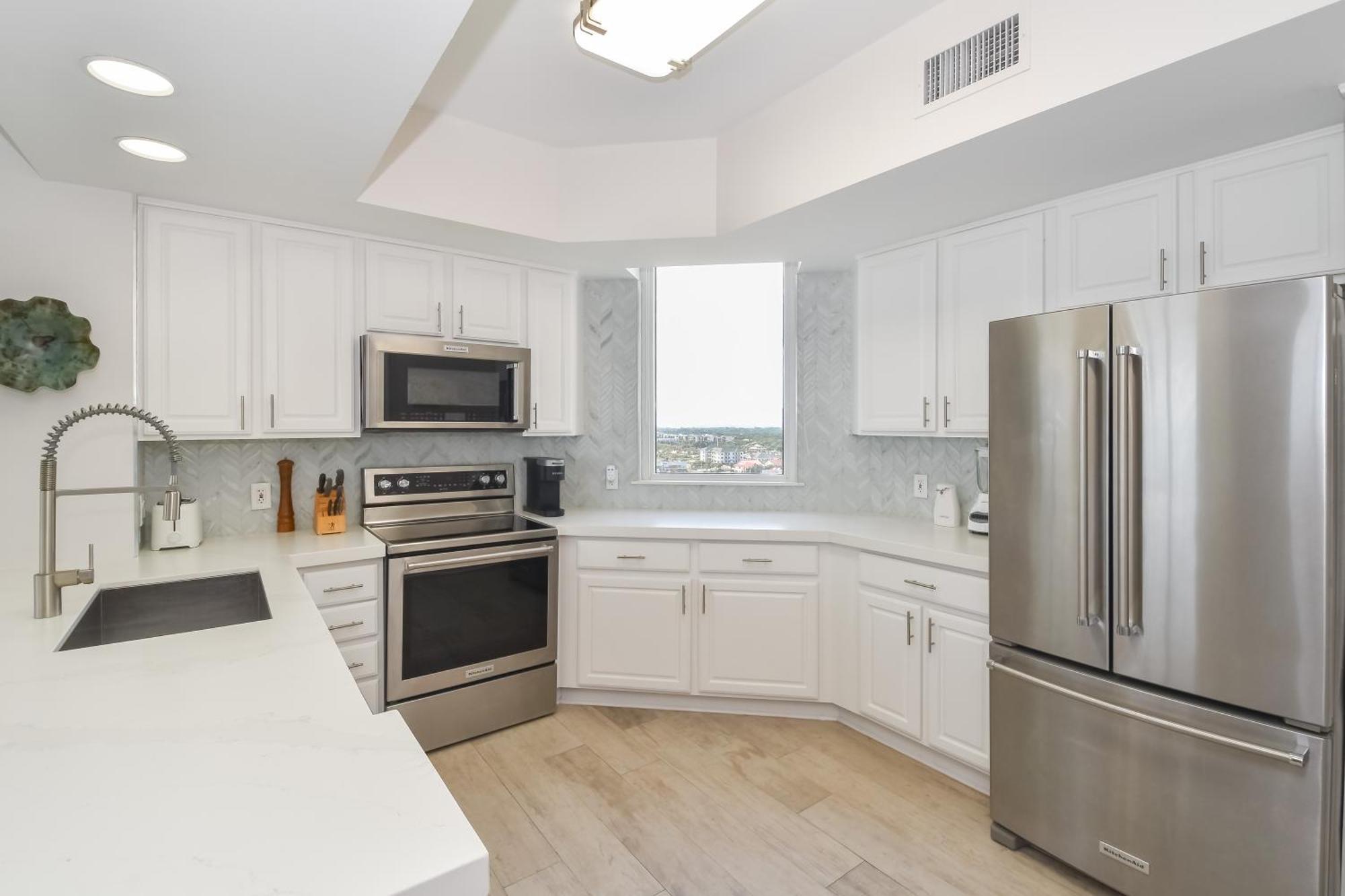 Apartment Silver Towers E1506 *
