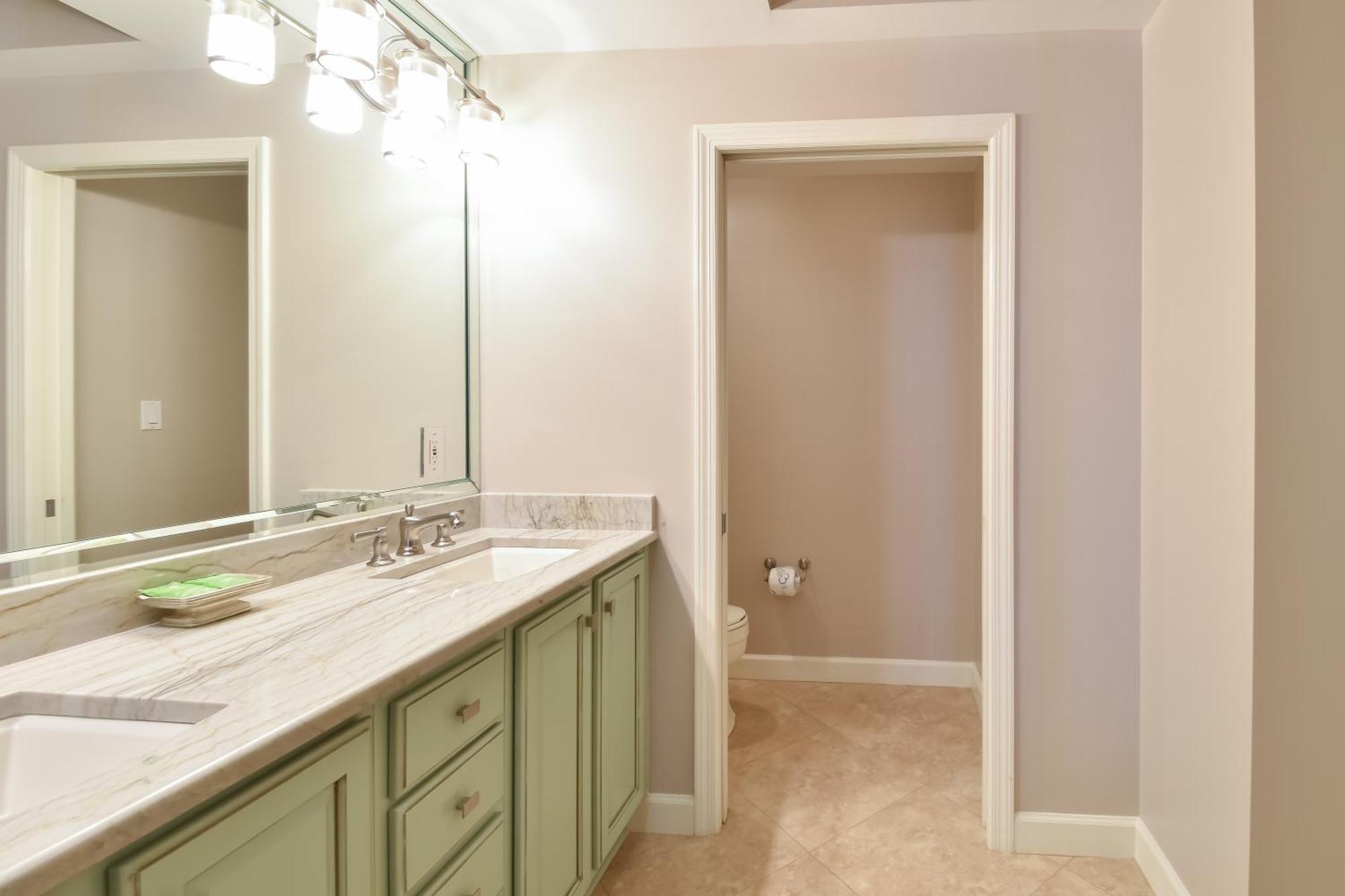 Silver Towers E503 Destin