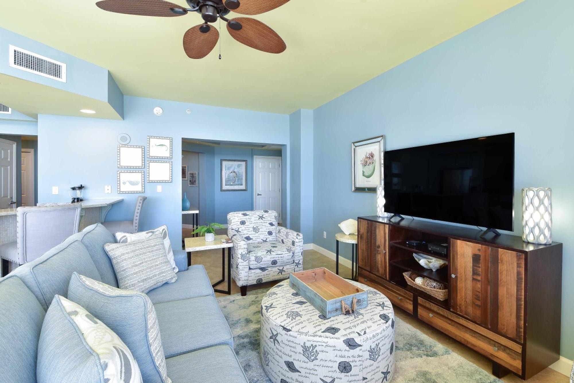 Silver Towers E503 Apartment *