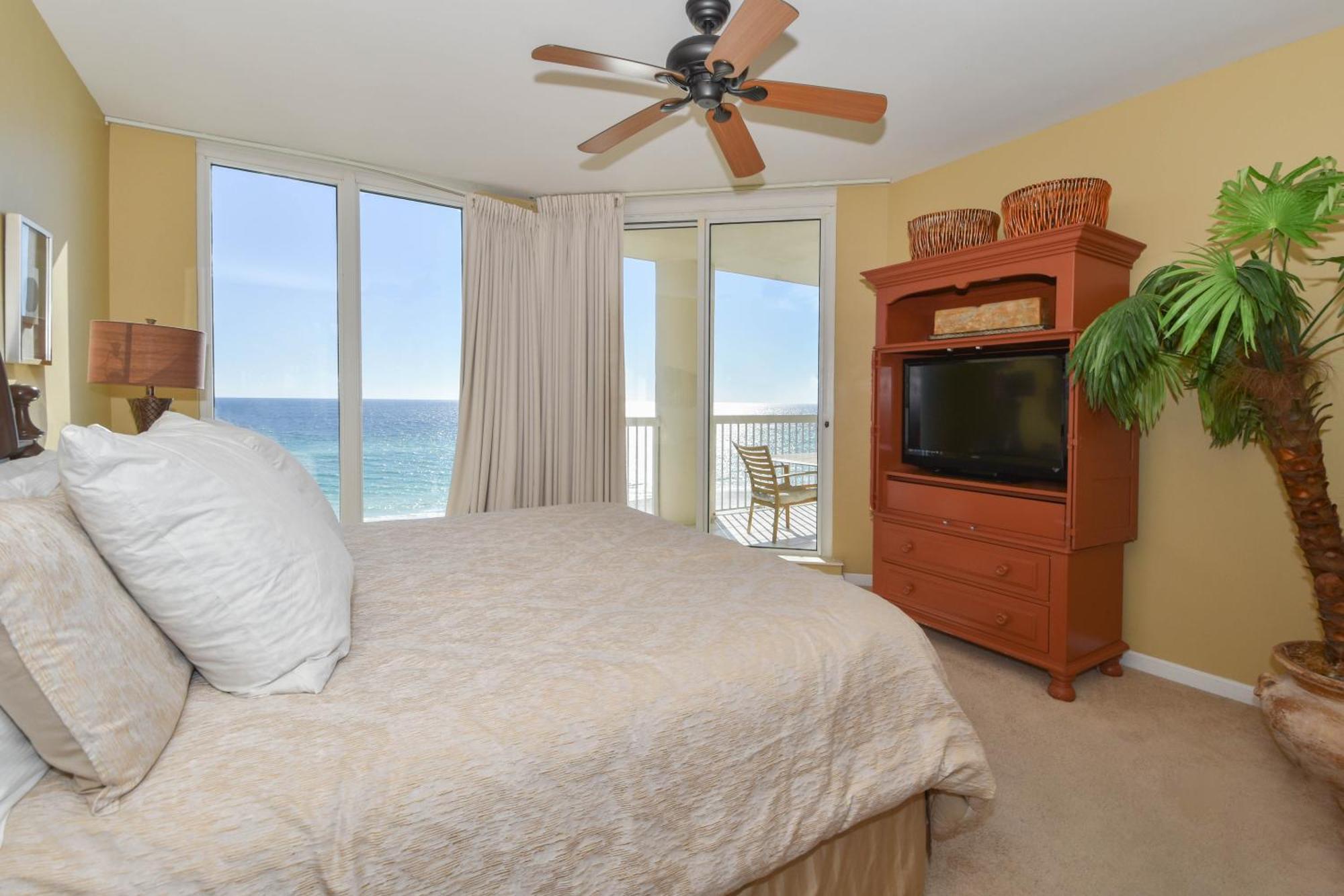 Silver Towers E604 Apartment *