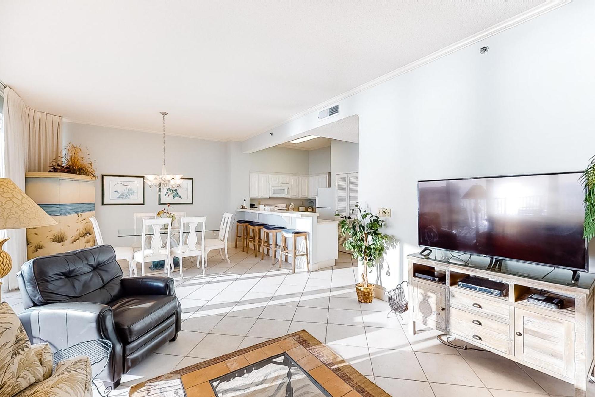 Apartment Tops'l Tides 1407 *