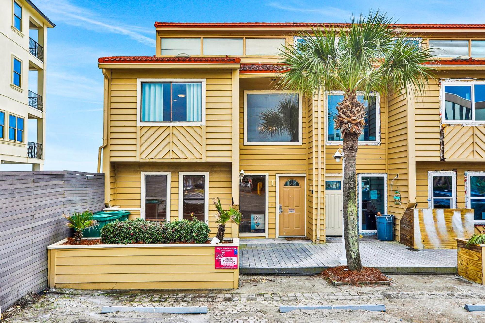 Reef Townhomes 1