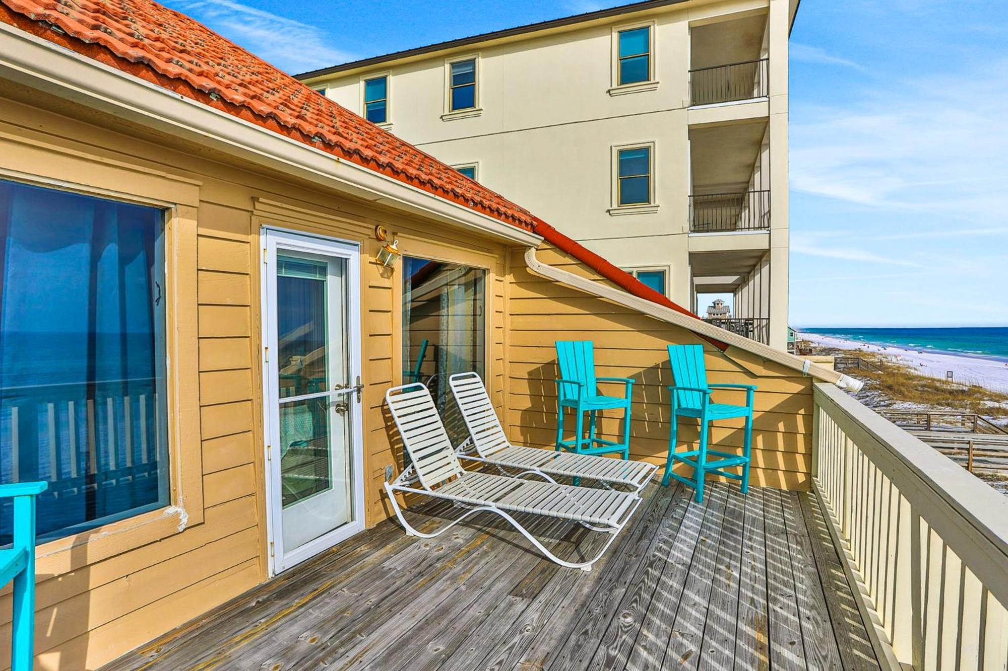 Reef Townhomes 1 *