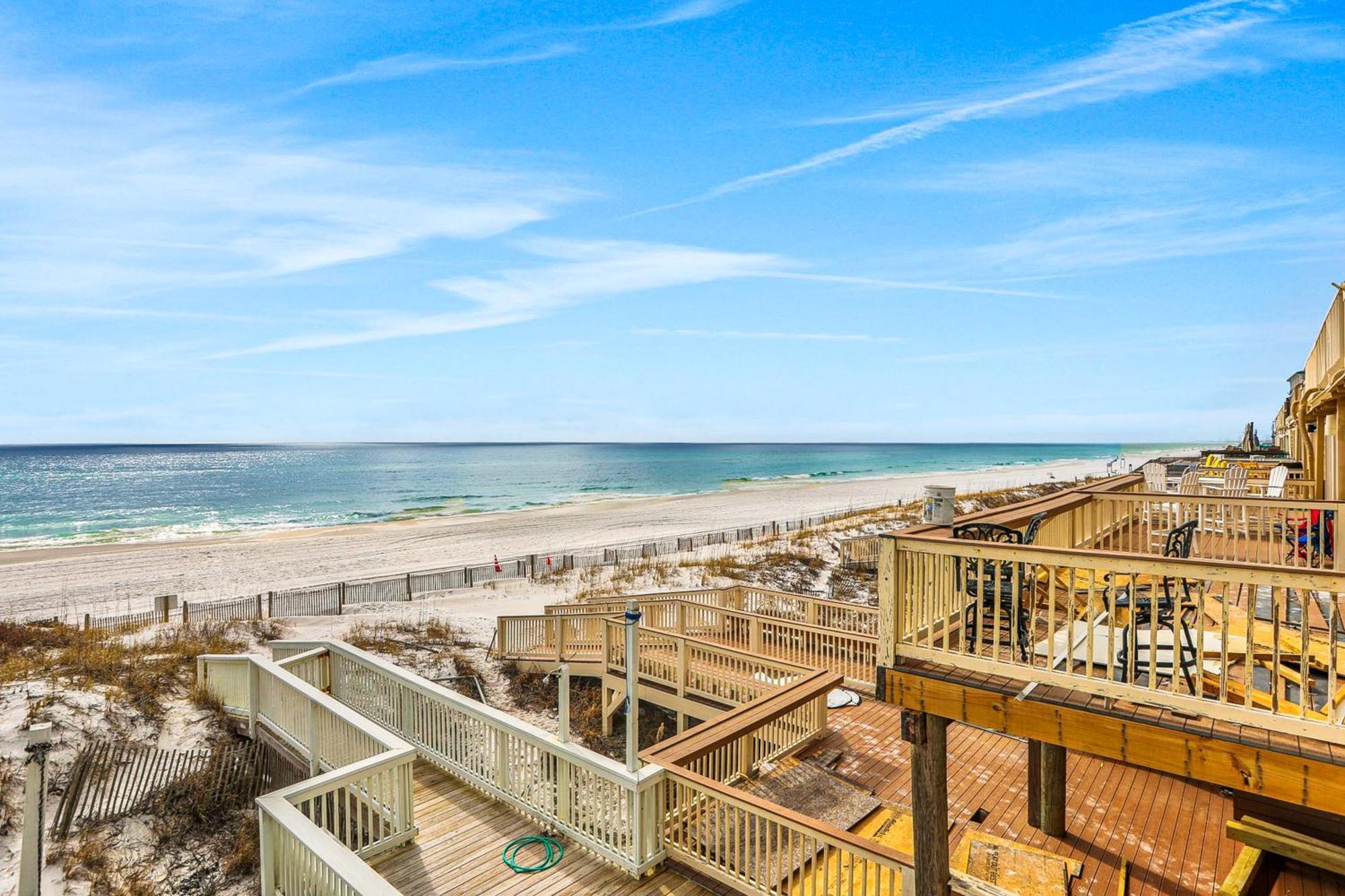 Reef Townhomes 1 * Destin