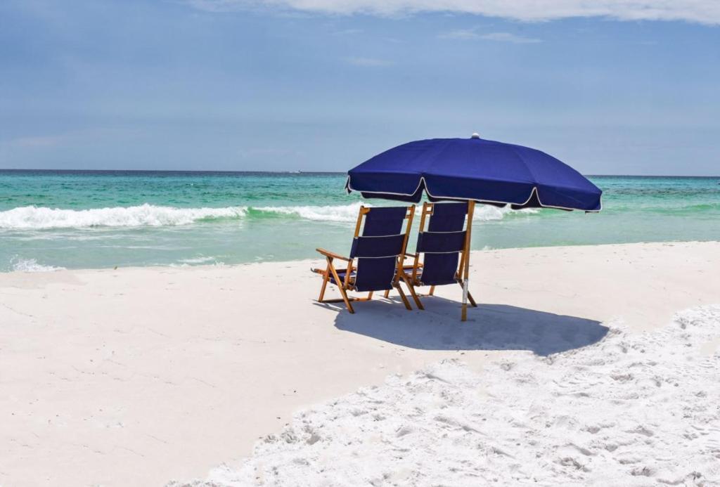 Sandgarden With Pool And Game Destin