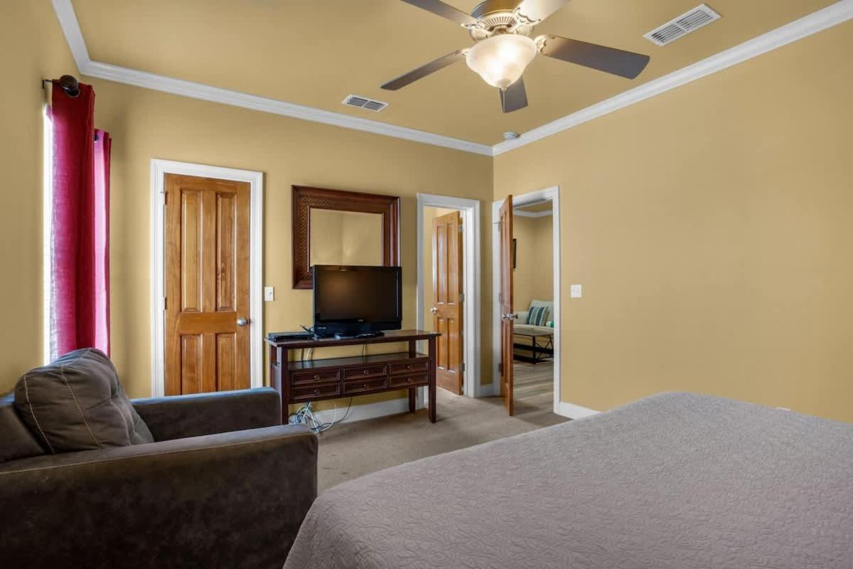 Sweet - 6bdr - Sleeps 14 - Next 2 Destin
