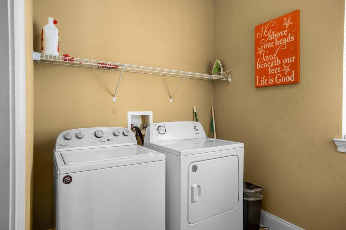 Sweet - 6bdr - Sleeps 14 - Next 2
