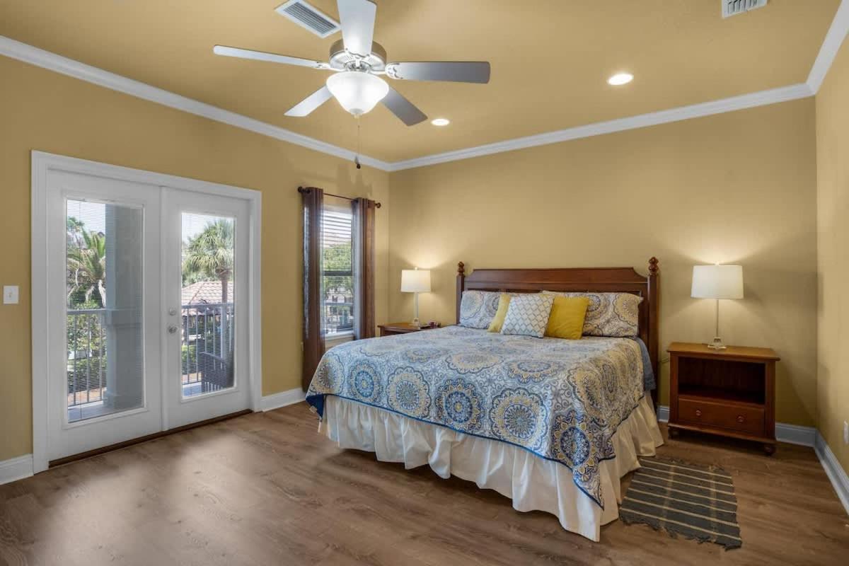 Sweet - 6bdr - Sleeps 14 - Next 2