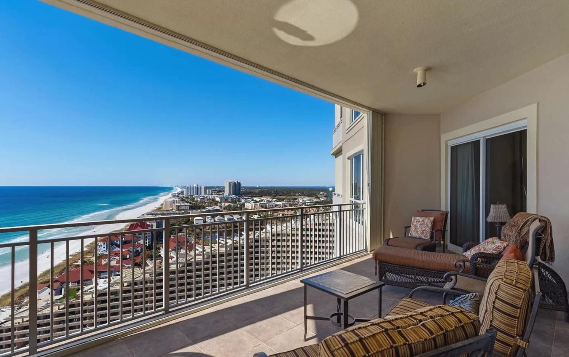 Apartment Stunning 3 Bedroom 3 Bath Gulf-front Destin
