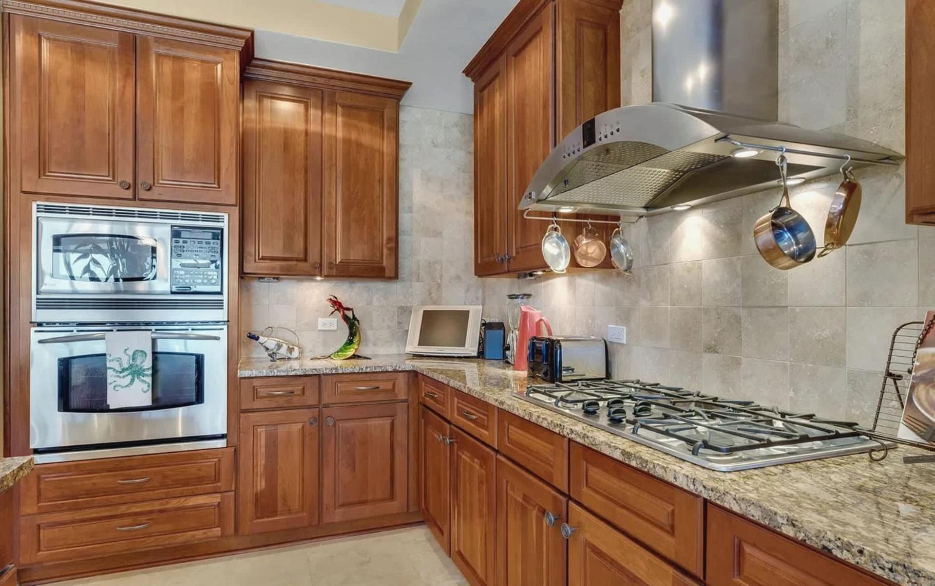 Stunning 3 Bedroom 3 Bath Gulf-front Destin