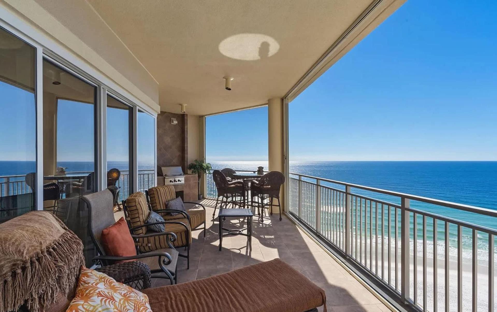 Stunning 3 Bedroom 3 Bath Gulf-front Apartment Destin