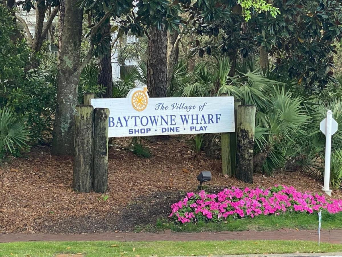 Baytown Wharf Patio Community Pool Hot Tub *