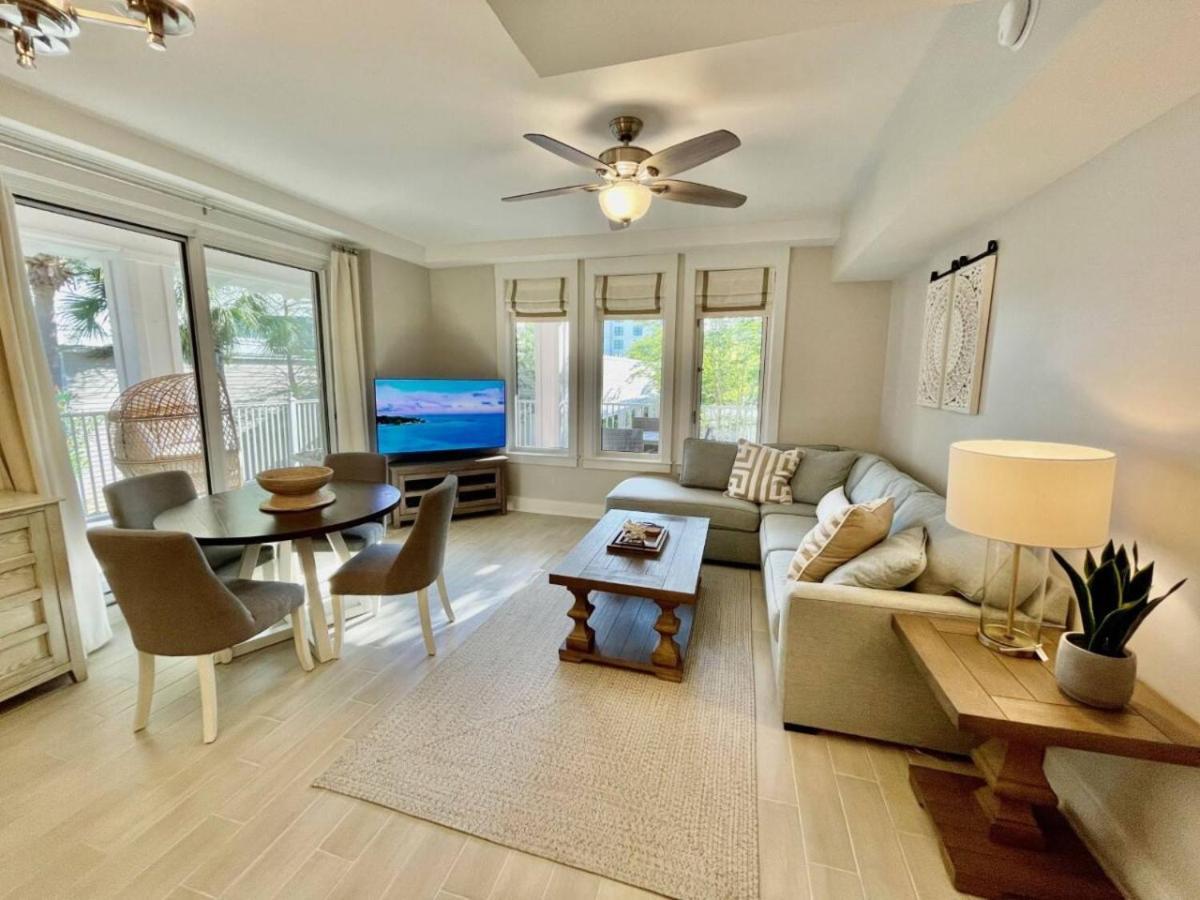 Baytown Wharf Patio Community Pool Hot Tub