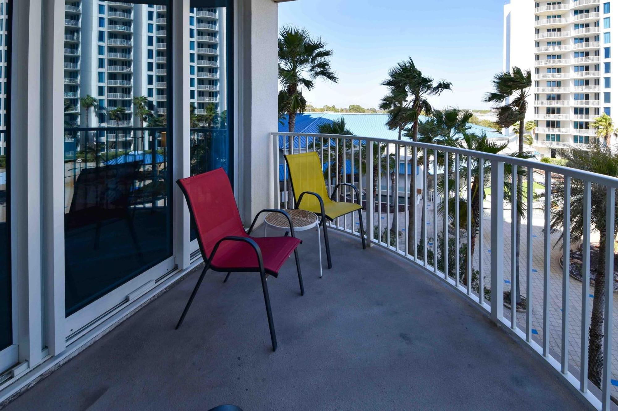 The Palms Of 2409 Junior Apartment