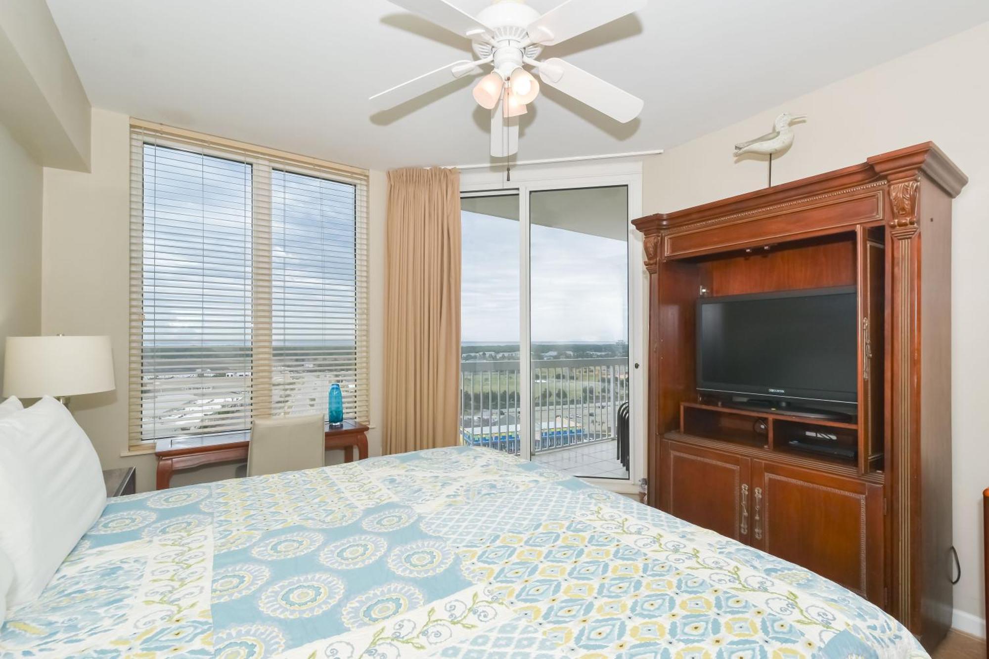 Silver Towers E1501 Apartment Destin