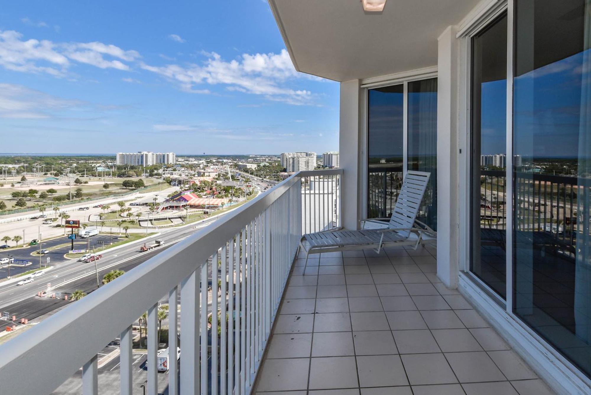 Silver Towers E1501 Destin