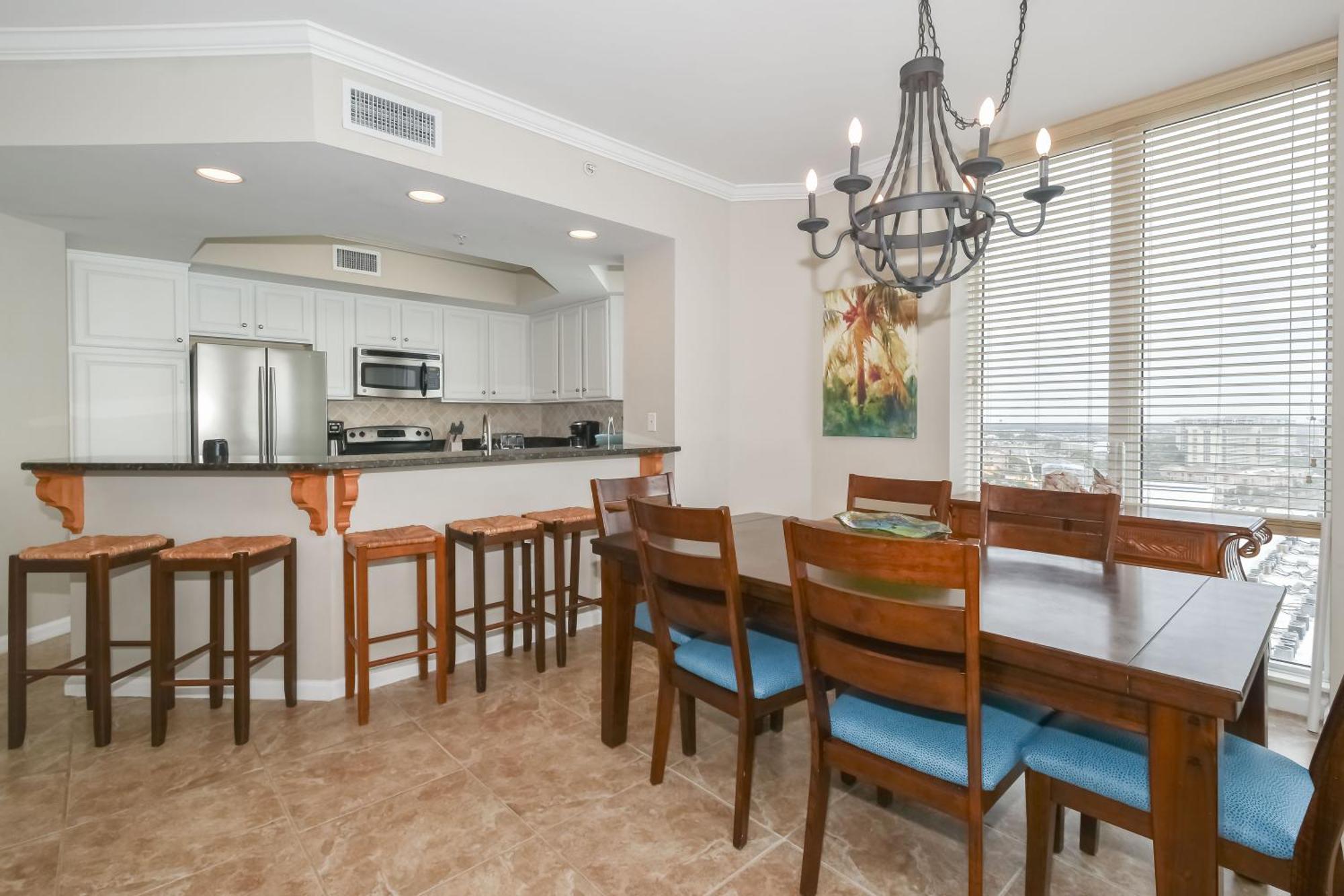 Silver Towers E1501 Apartment *