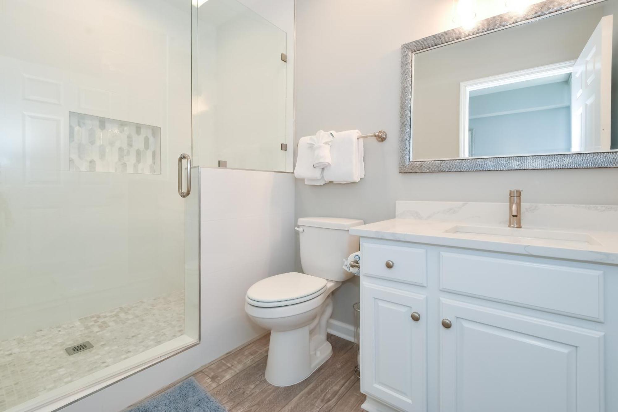Silver Towers E1804 Destin