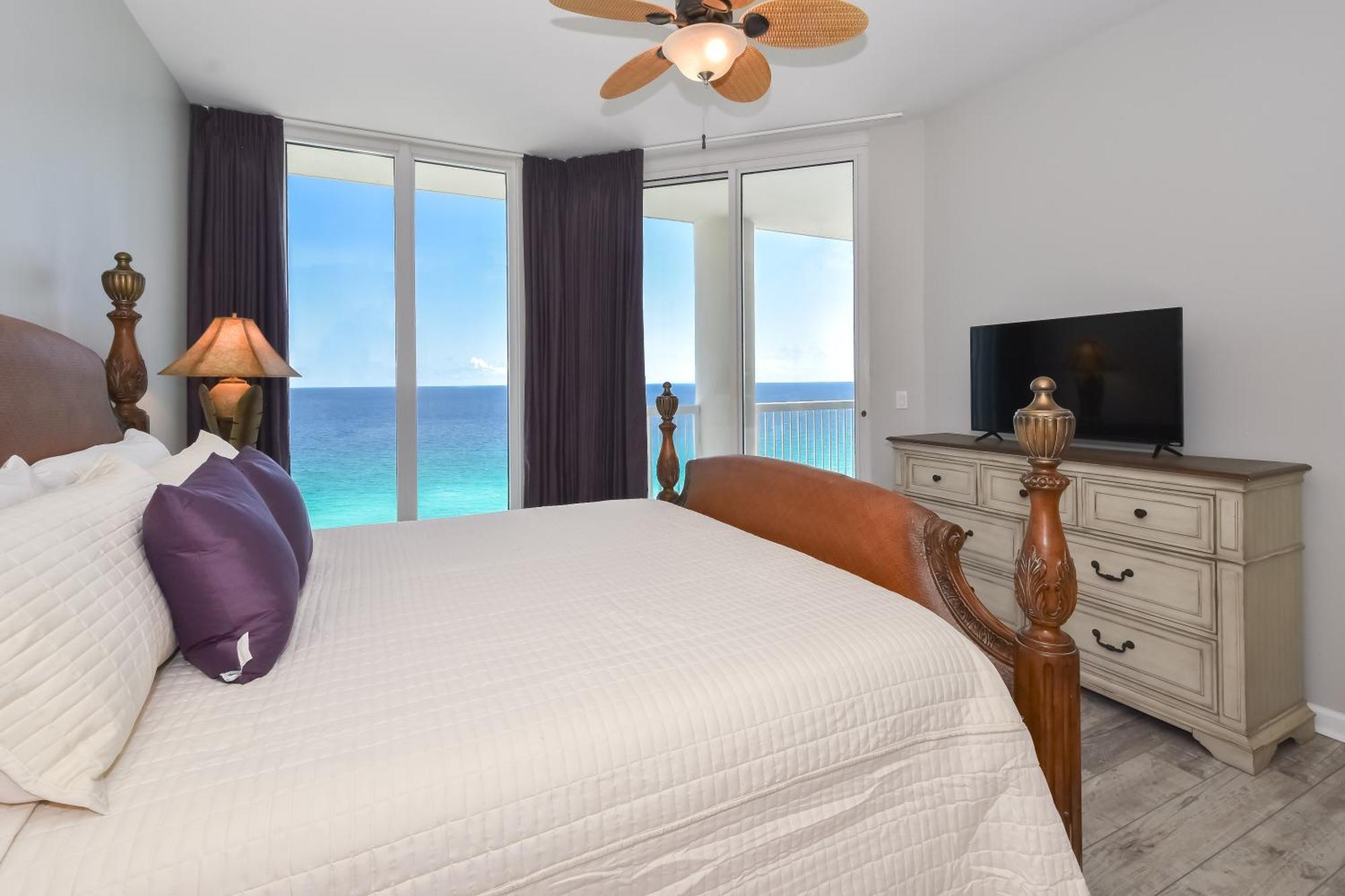 Silver Towers E1804 * Destin