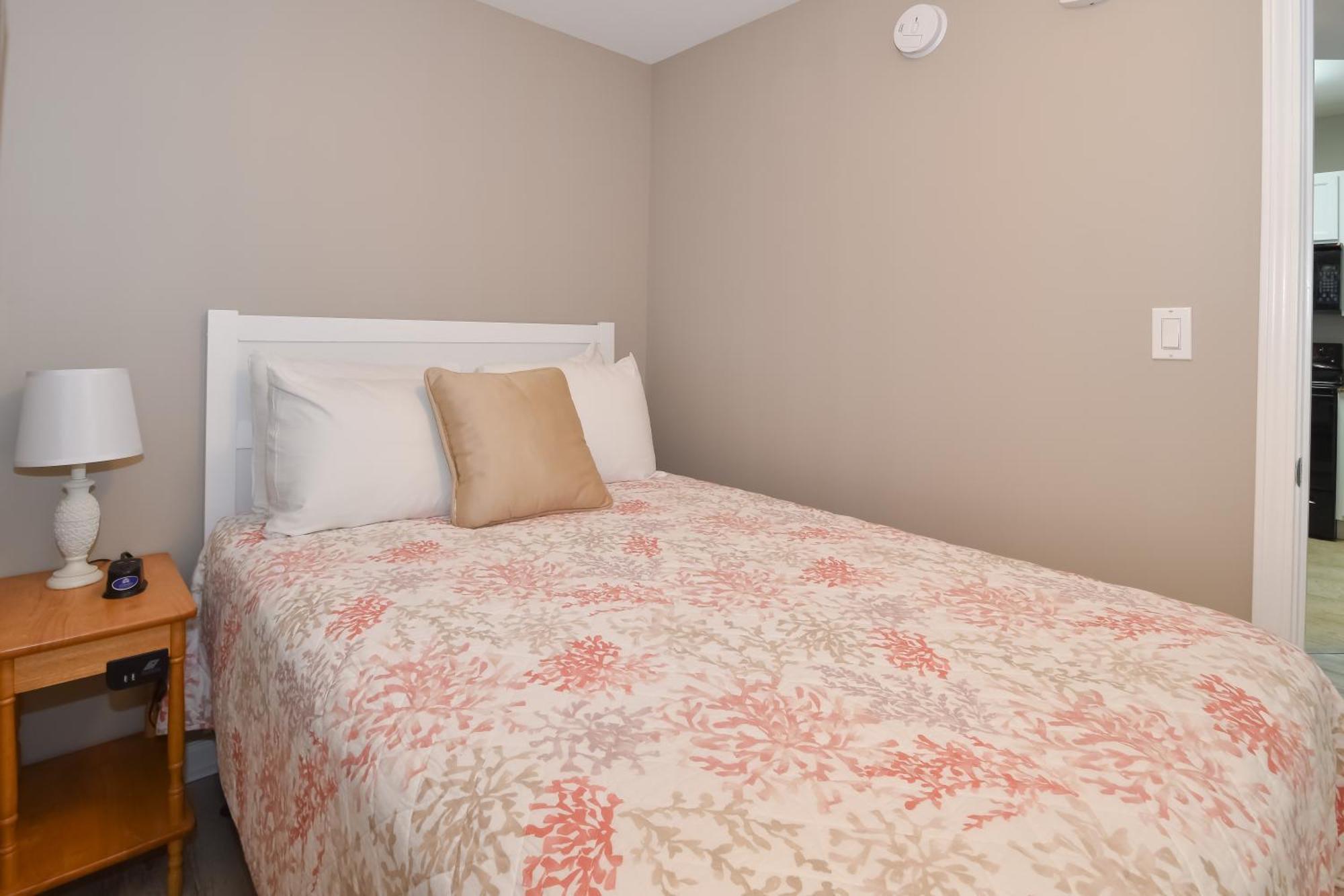 The Palms Of 2807 Junior Apartment *