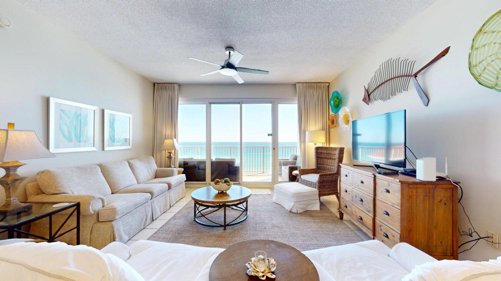 Holiday home Tides 0802