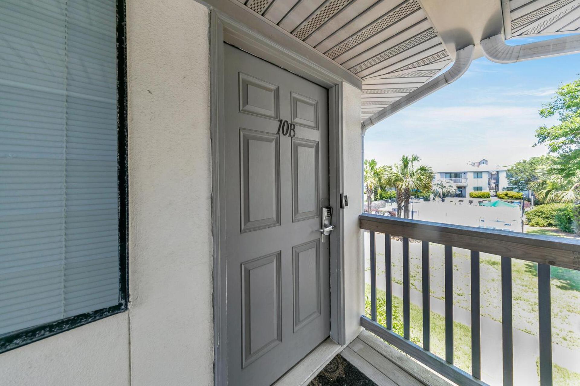 Crystal Village Ii Unit 10b- Close To And Pool! Holiday home Destin