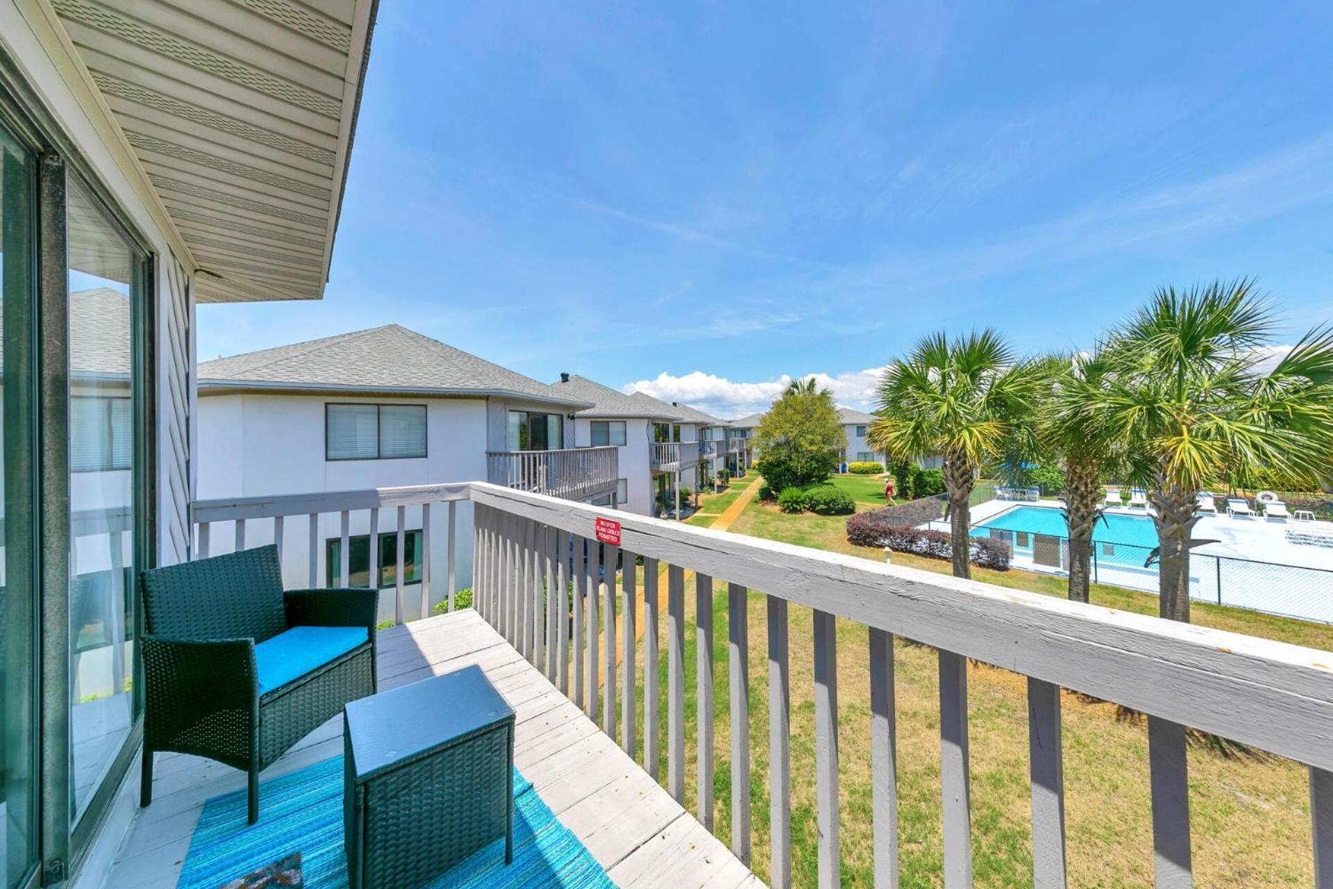 Holiday home Crystal Village Ii Unit 10b- Close To And Pool!