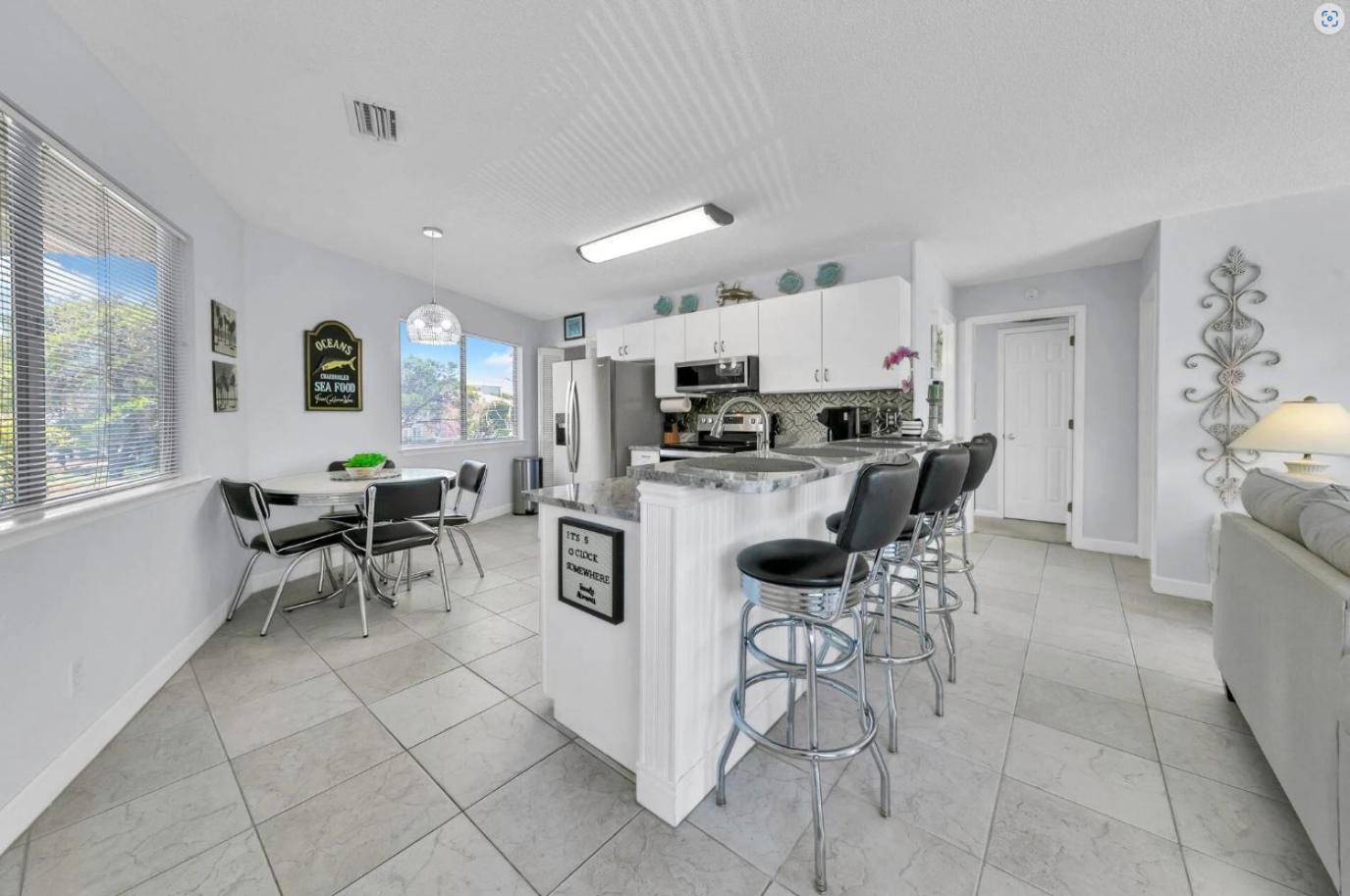 Crystal Village Ii Unit 10b- Close To And Pool! * Destin