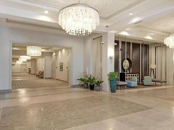 5 Star 11th Fl Stunning Sunrise 2br 2ba King Suite,pools ,shuttle Or Walk To *