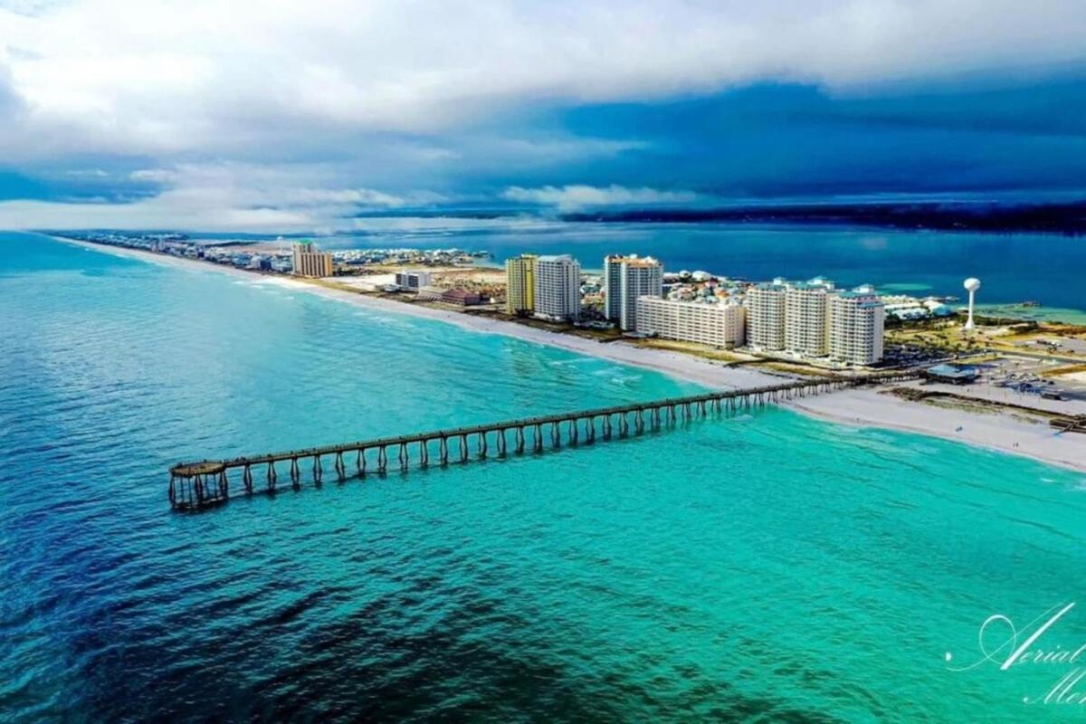 5 Star 11th Fl Stunning Sunrise 2br 2ba King Suite,pools ,shuttle Or Walk To