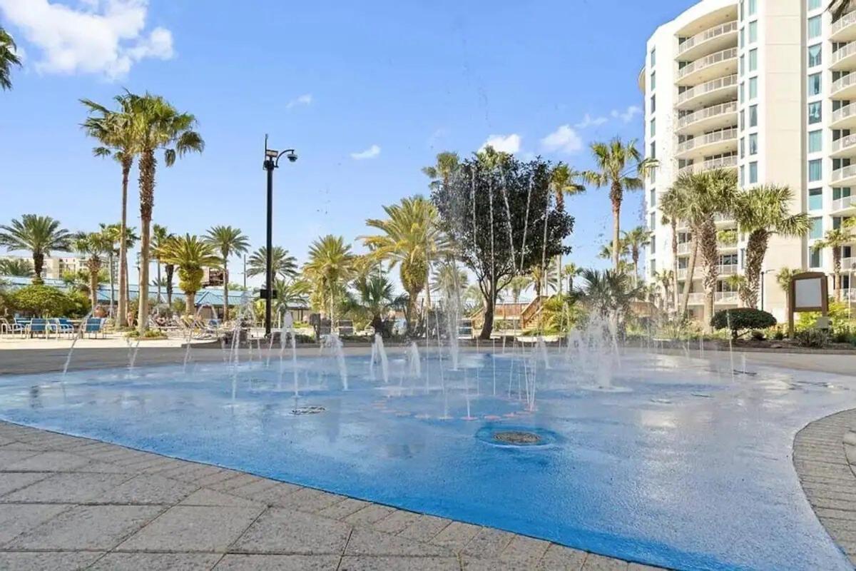 5 Star 11th Fl Stunning Sunrise 2br 2ba King Suite,pools ,shuttle Or Walk To Holiday home