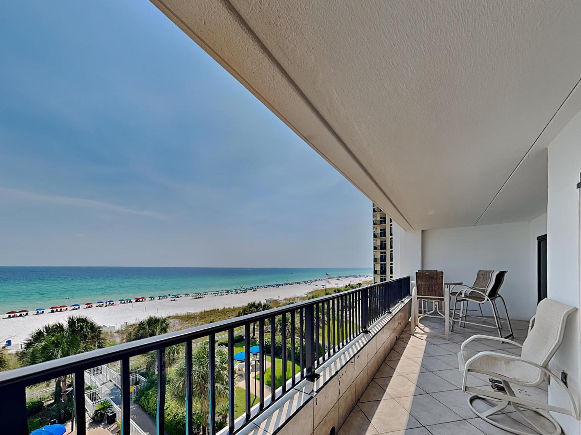 Breakers East #404 Apartment *