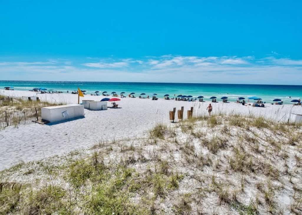Sandy Beaches-3 Pools-pet Friendly