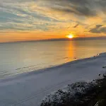 Beach House 702A-By Holiday Isle Properties