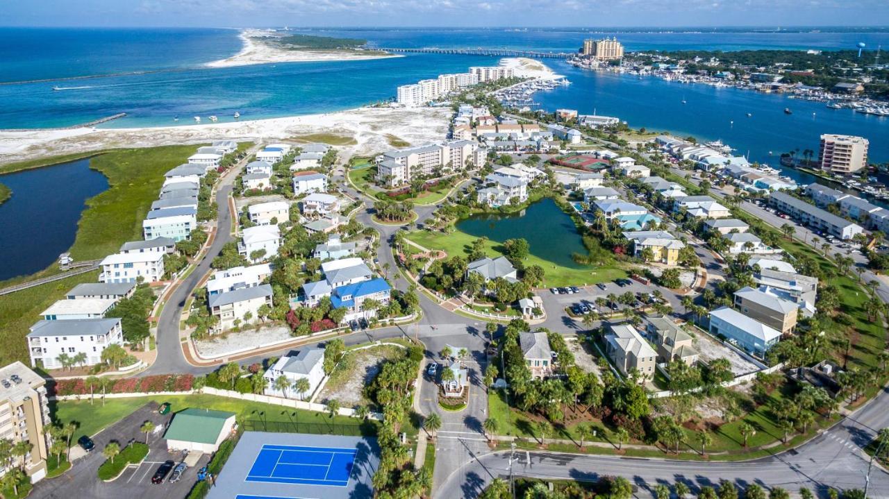 Paradise Pointe