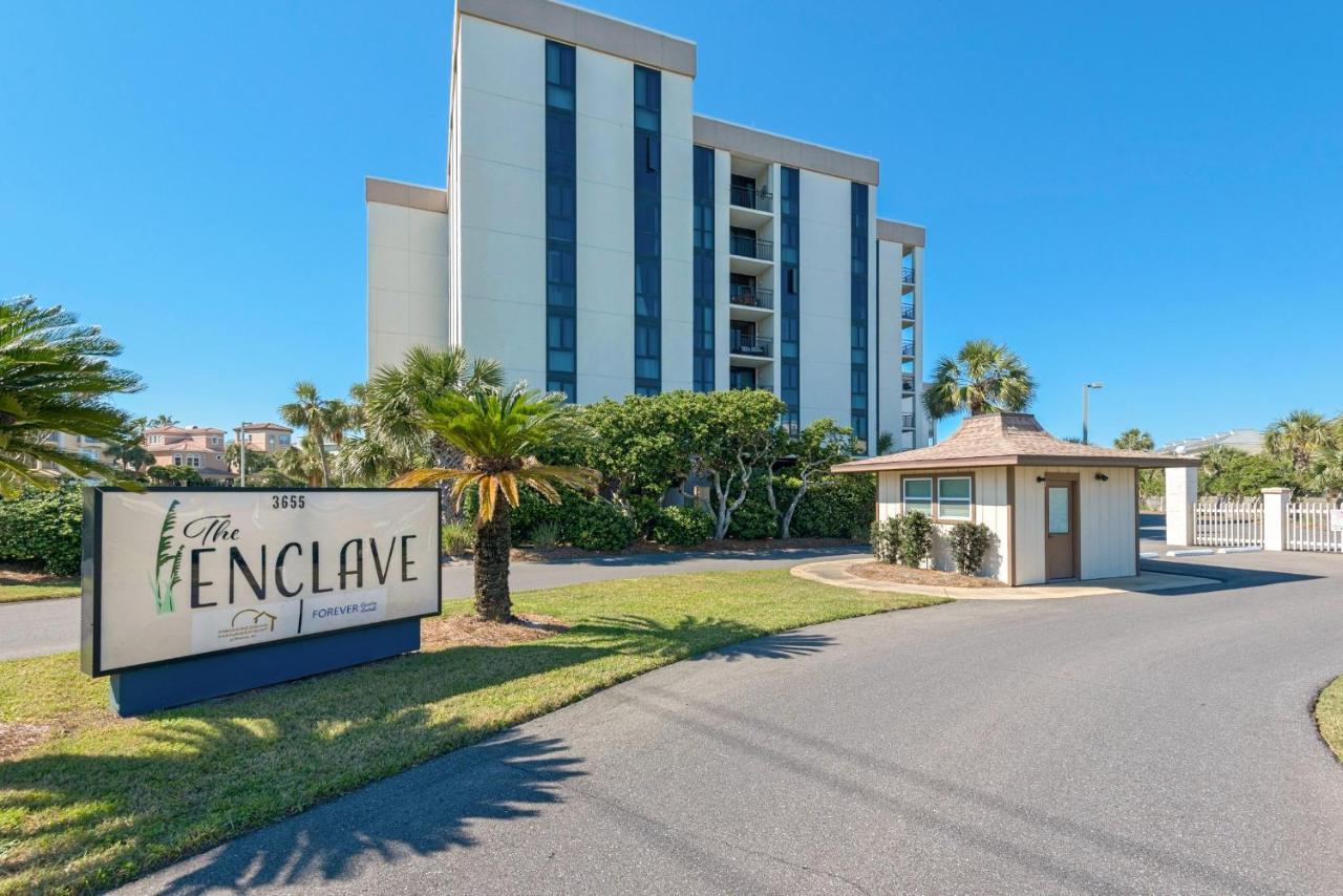 Enclave 201b- Two Pina Coladas Holiday home Destin