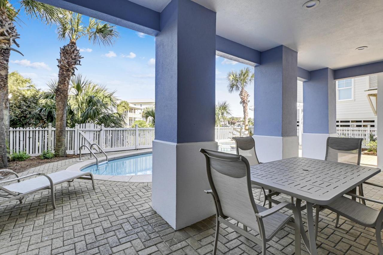 Paradise Pointe Holiday home