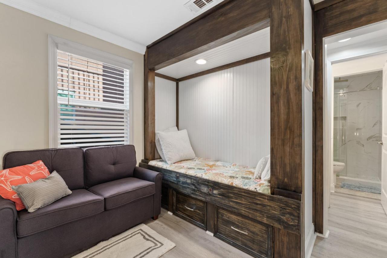 Side Retreat Destin